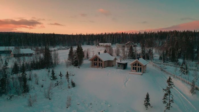 Storhus & Lillhus (8+2 bäddar) med vedeldad bastu - Bild 46
