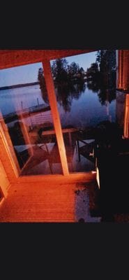 Stuga med egen sandstrand, bastu, brygga. - Bild 9