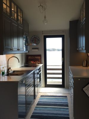 Yxlan med sjöutsikt och egen brygga - Bild 7