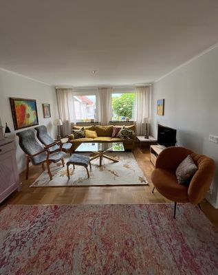 Centralt, promenadväg till Ringmuren och old town. - Bild 10