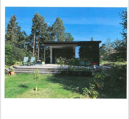 Hus med närhet till bad i havet och fina skogar.