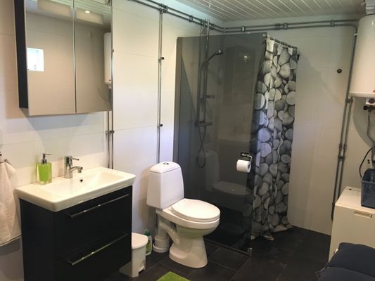 Hus med närhet till bad i havet och fina skogar. - Bild 14