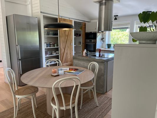 Modernt hus i Torslunda med pool - Bild 9