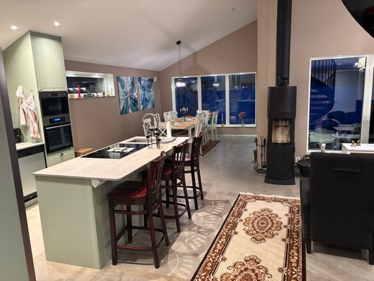 Mysig familjevänlig stuga vid sjö. - Bild 23