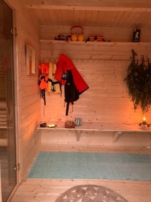 Mysig stuga med fantastisk sjöutsikt och bastu - Bild 35
