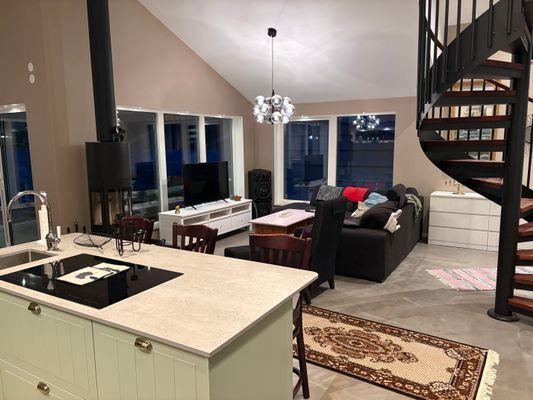 Mysig familjevänlig stuga vid sjö. - Bild 18