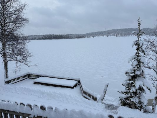 Mysig familjevänlig stuga vid sjö. - Bild 30