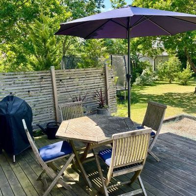 Bild 4 på Modern stuga för två, i lugn miljö.