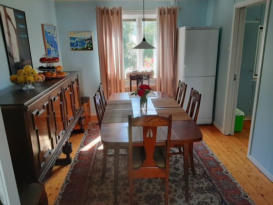 Bild 3 på Hus centralt Bovallstrand