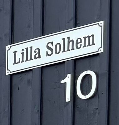 Hyr denna stuga i Byxelkrok på 70 m². 6-8 sängplatser. 12 500 - 15 500 kr per vecka. Se bilder och tillgänglighet här.