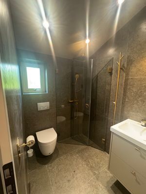 Mysigt gästhus med pool i Höllviken - Bild 9