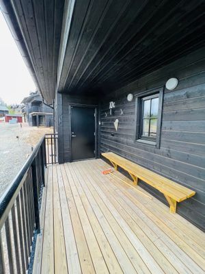 Hyr denna stuga i Vemdalsskalet på 122 m². 10-12 sängplatser. 4 900 - 34 000 kr per vecka. Se bilder och tillgänglighet här.