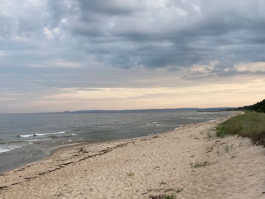 strand med vy mot Stenshuvud