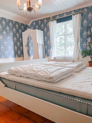 Lantlig pärla med bastu, spabad och naturnära läge - Bild 15