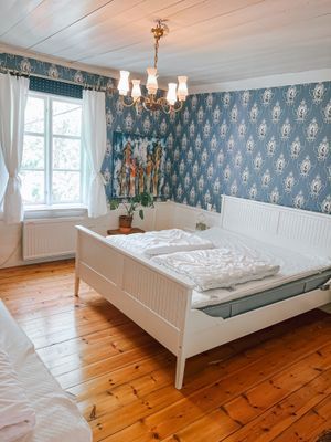 Lantlig pärla med bastu, spabad och naturnära läge - Bild 16