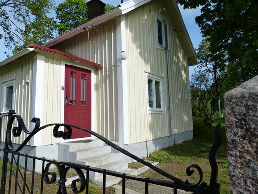 Hyr denna stuga i Aneby på 77 m². 4-5 sängplatser. Från 11 501 kr per vecka. Se bilder och tillgänglighet här.