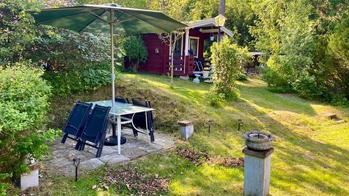 Bild 4 på Trevlig stuga med 3 + 2 bäddar i Eket