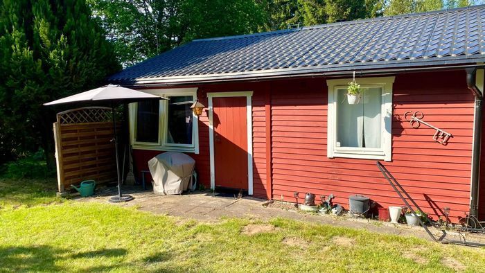 Trevlig stuga med 3 + 2 bäddar i Eket - Bild 6
