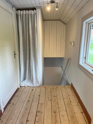 Charmiga stuga med tillgång till egen brygga - Bild 11