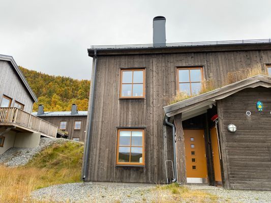 Hyr denna stuga i Ramundberget på 86 m². 6 sängplatser. Pris ej tillgängligt. Se bilder och tillgänglighet här.
