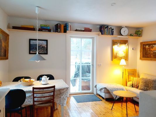 Semesterhus i naturen, nära Karlskrona stad