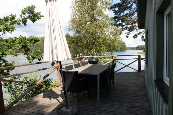 Villa med fantastiskt sjöläge - Bild 26