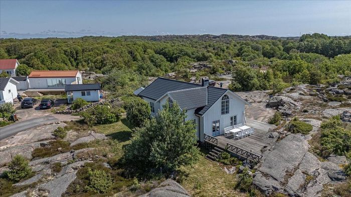 Rymligt sekelskifteshus vid havet - Bild 42