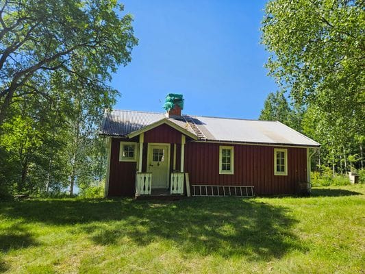 Hyr denna stuga i Docksta på 55 m². 2-4 sängplatser. Från 6 000 kr per vecka. Se bilder och tillgänglighet här.