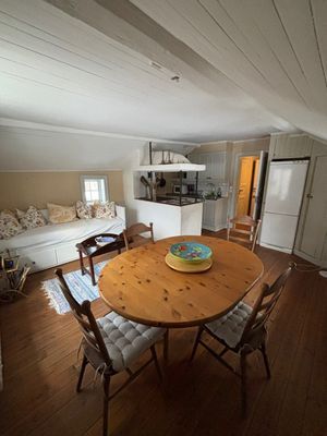 Bild 3 på Charmig stuga på Ornö – nära hav, skog och natur