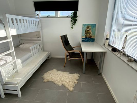Villa med pool och havsutsikt. Gotland N Fårösund - Bild 10