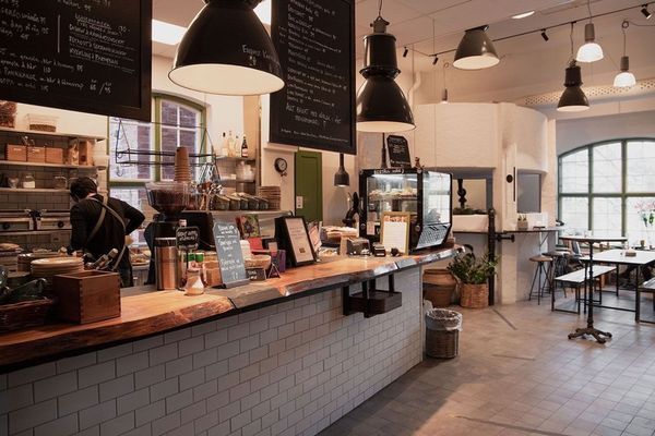 Rymligt hus nära bad och Stockholm city - Bild 17