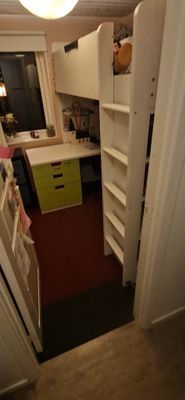 Villa, nära långgrund strand i enskilt område - Bild 9