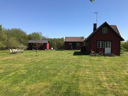 Strandnära och nyrenoverat i Hamra + gästhus - Bild 13