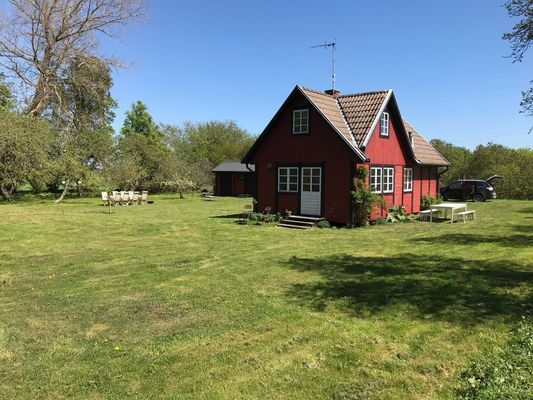Strandnära och nyrenoverat i Hamra + gästhus - Bild 14