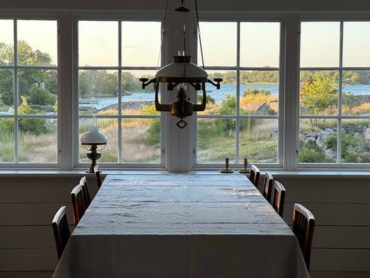 Bild 4 på Stort hus på Rödlöga i yttersta skärgården