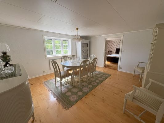 Bild 3 på Charmigt hus på lantlig gård nära sjö och natur