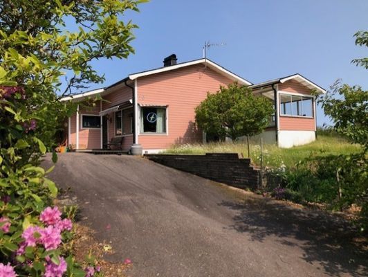 Havsnära Sommarhus i Bohuslän nära Skaftö.