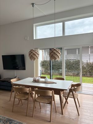 Hyr denna stuga i Frösakull på 125 m². 6 sängplatser. 22 000 - 30 000 kr per vecka. Se bilder och tillgänglighet här.