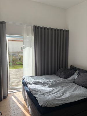Strandnära modern villa - Bild 14