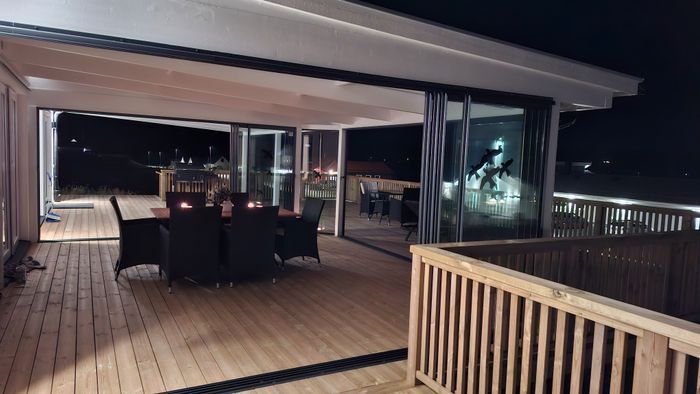 Lyxig Stuga med sjöutsikt, spa anläggning - Bild 26
