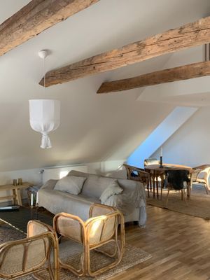 Underbar taklägenhet nära stranden i Ljugarn