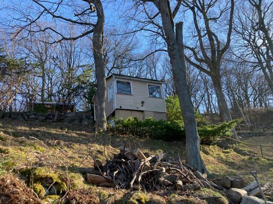 Stuga med vedeldad bastu och Jacuzzi - Bild 8