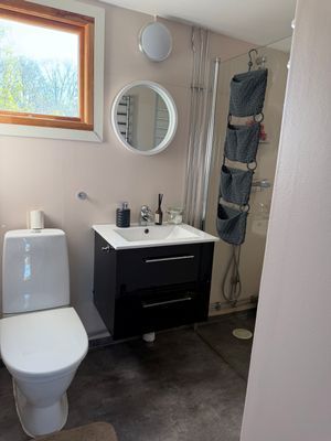 Bild 4 på Fin stuga mitt i natursköna skärgården