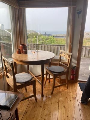 Hyr denna stuga i Gullholmen på 30 m². 2 sängplatser. Pris ej tillgängligt. Se bilder och tillgänglighet här.