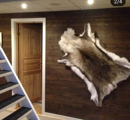 Hyr denna stuga i Vemdalen på 82 m². 7 sängplatser. Från 4 200 kr per vecka. Se bilder och tillgänglighet här.