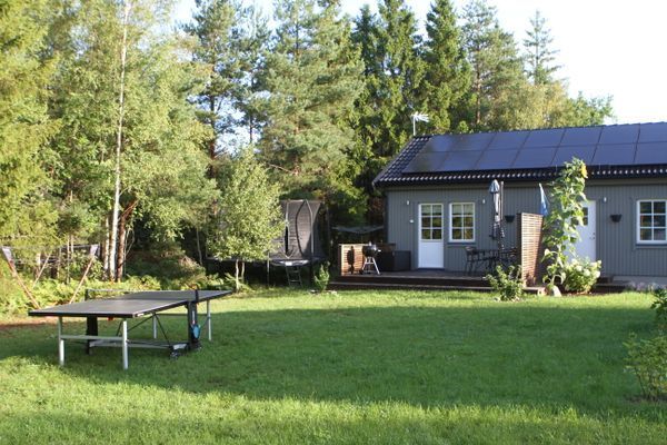 Fint, byggt 2022, stuga i Björkhaga 55 kvm