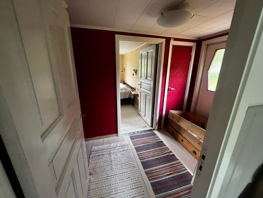 Hus i Karkashult nära sjö och Svenljunga stad - Bild 16