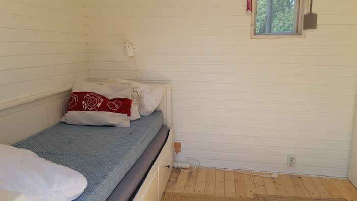 Fin stuga med underbar terass och utsikt. - Bild 22
