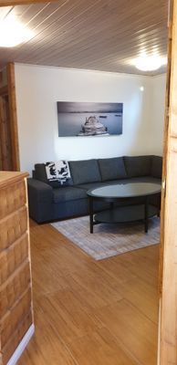 En sida av en modern parstuga i Tandådalen