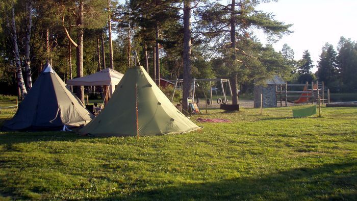 Övernattningstuga på vackra Lits camping